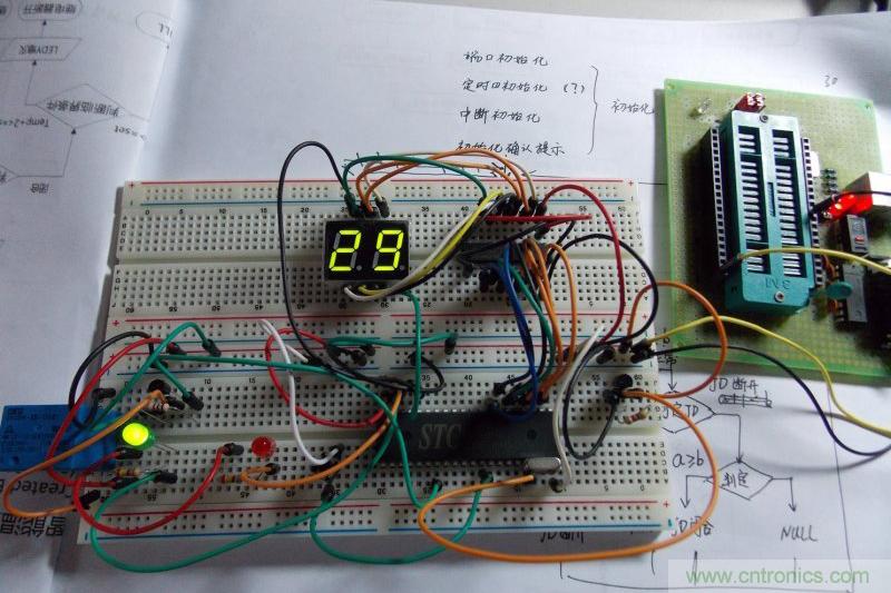 牛人全手工DIY：微電腦智能溫控市電開關