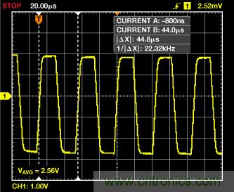 ADuC7026提供可編程電壓，用于評估多電源系統(tǒng)